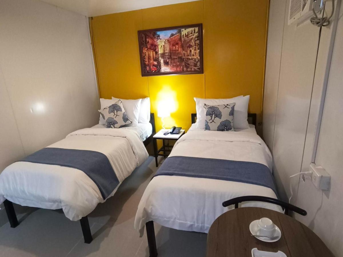Happy Daze Hotel Tagum Exteriér fotografie
